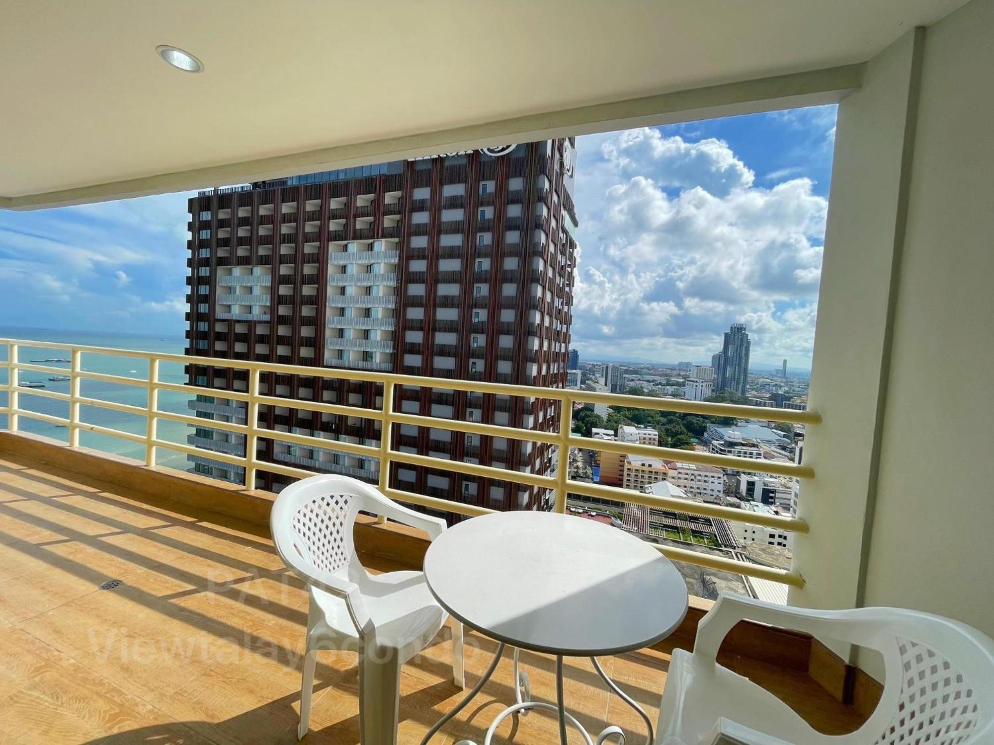 View Talay 6 By Pat 42 Apartman Pattaja Kültér fotó