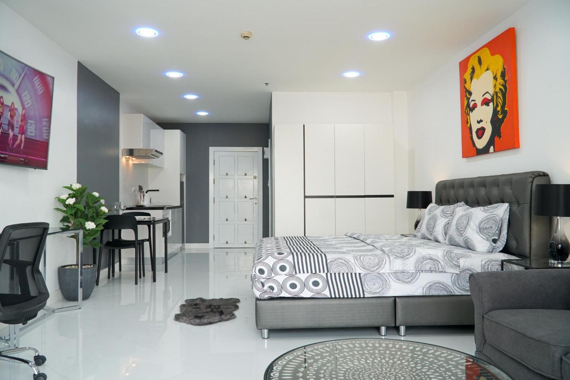 View Talay 6 By Pat 42 Apartman Pattaja Kültér fotó