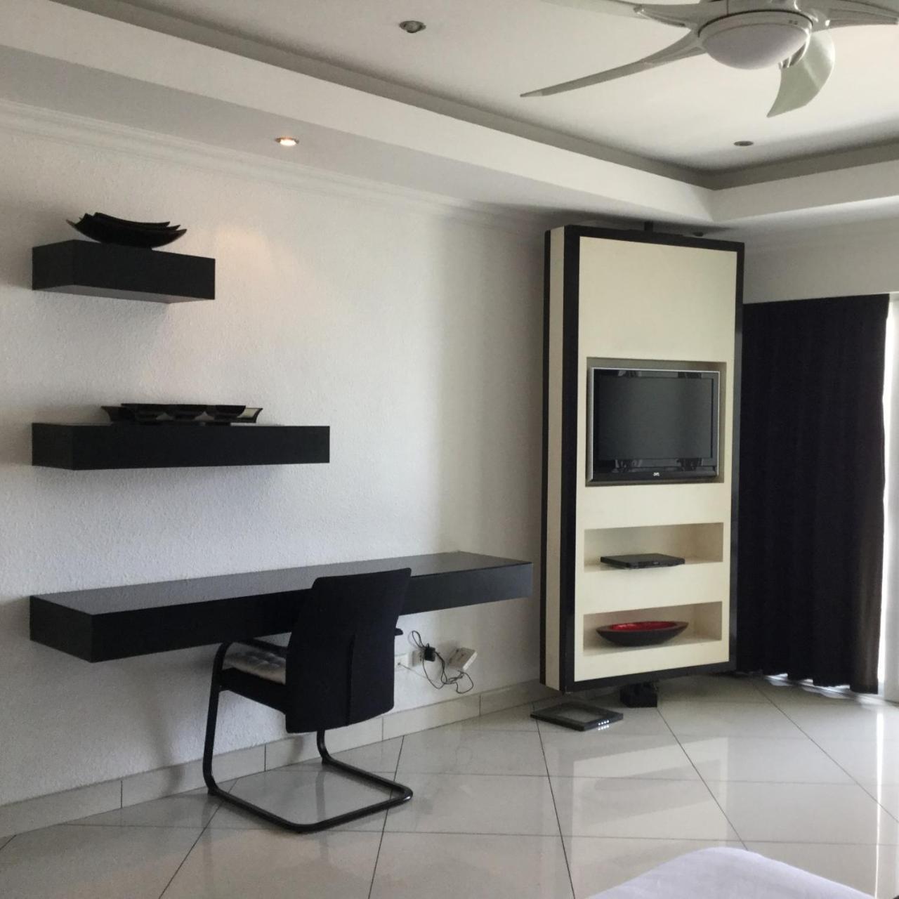 View Talay 6 By Pat 42 Apartman Pattaja Kültér fotó